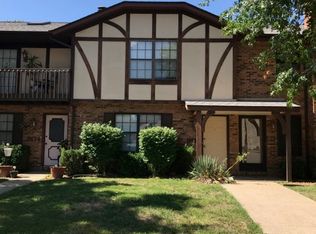 902 Maces Grove Rd, O Fallon, IL 62269