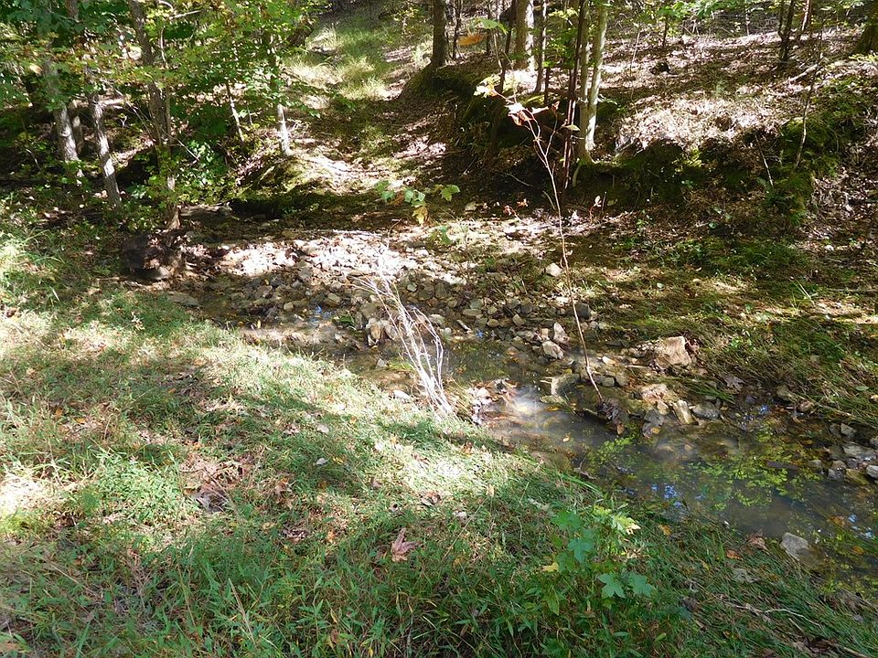 2nd image of 542 Quinton Marlboro Rd
