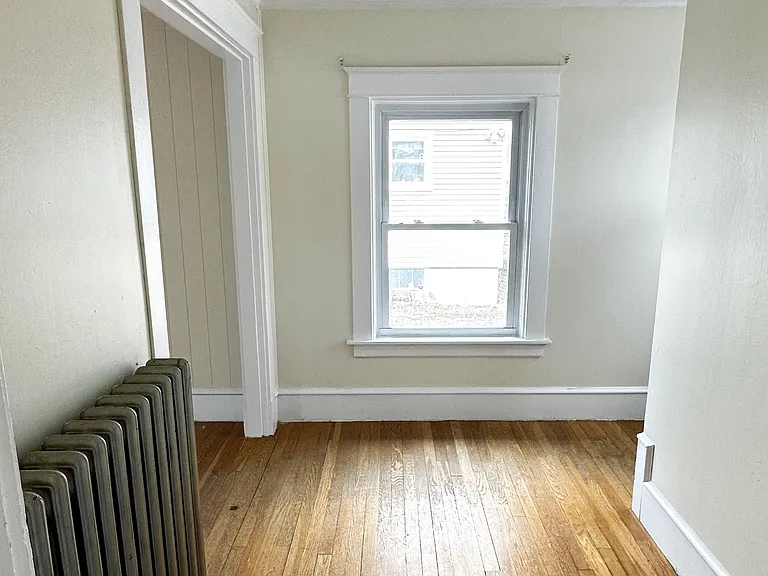 24 Stone St — Photo 3