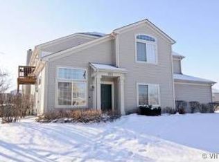911 Asbury Dr, Aurora, IL 60502