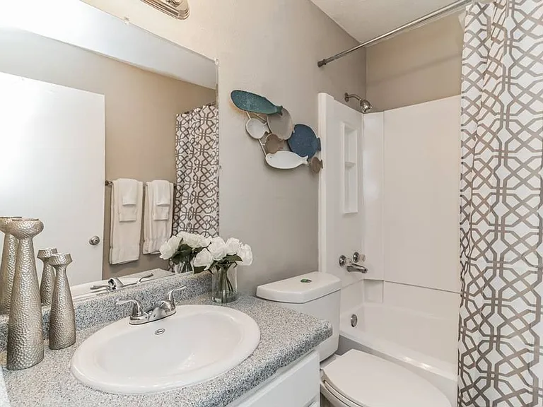 Residences At The Overlook — Photo 95