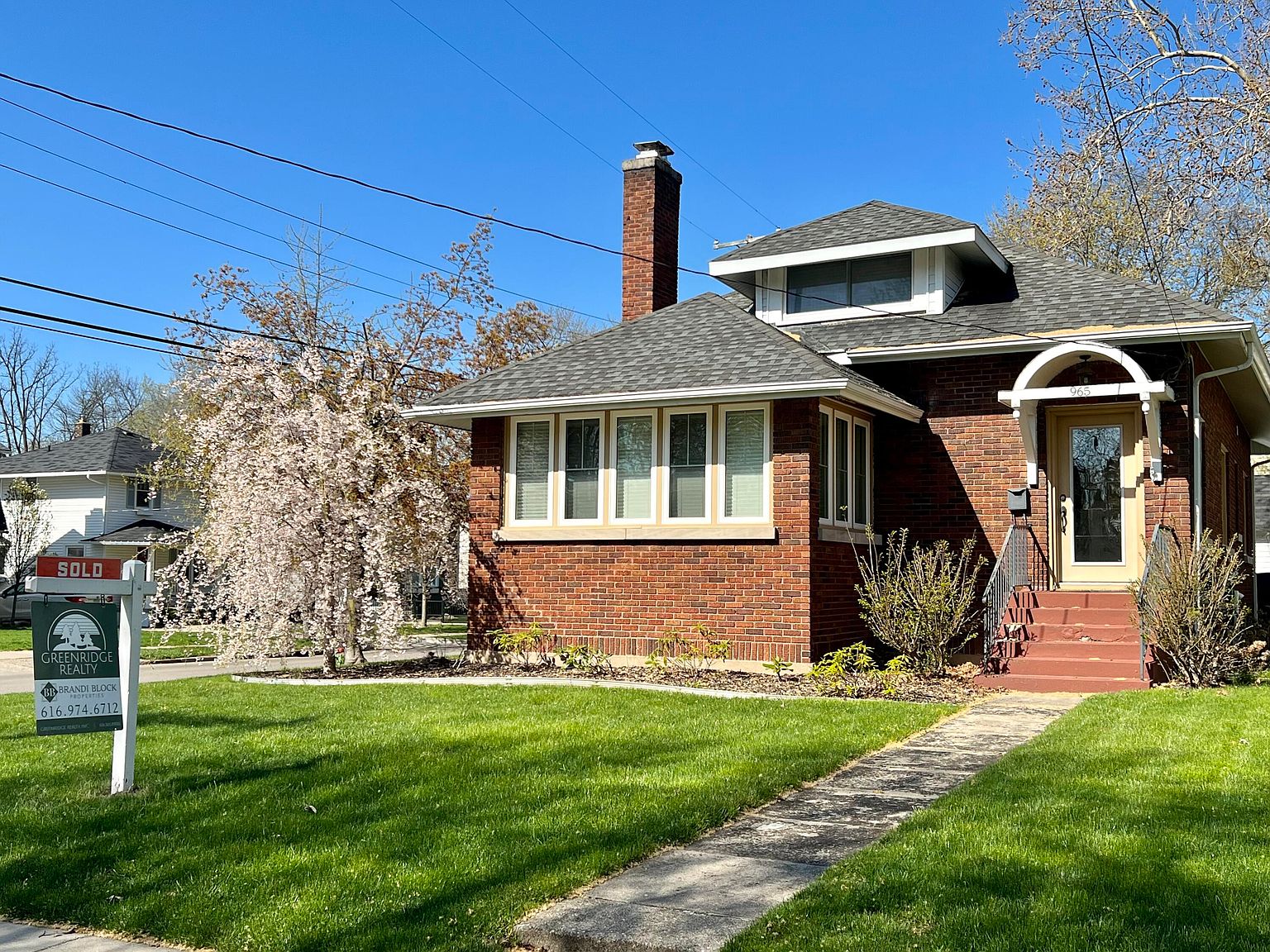 965 Lakeside Dr SE, East Grand Rapids, MI 49506 Zillow