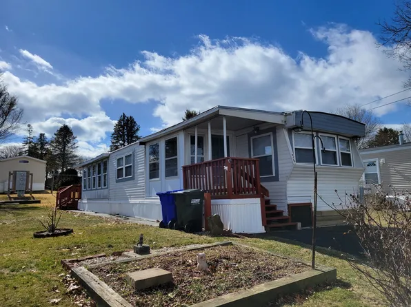 56 C Street #L56, Groton, CT 06340