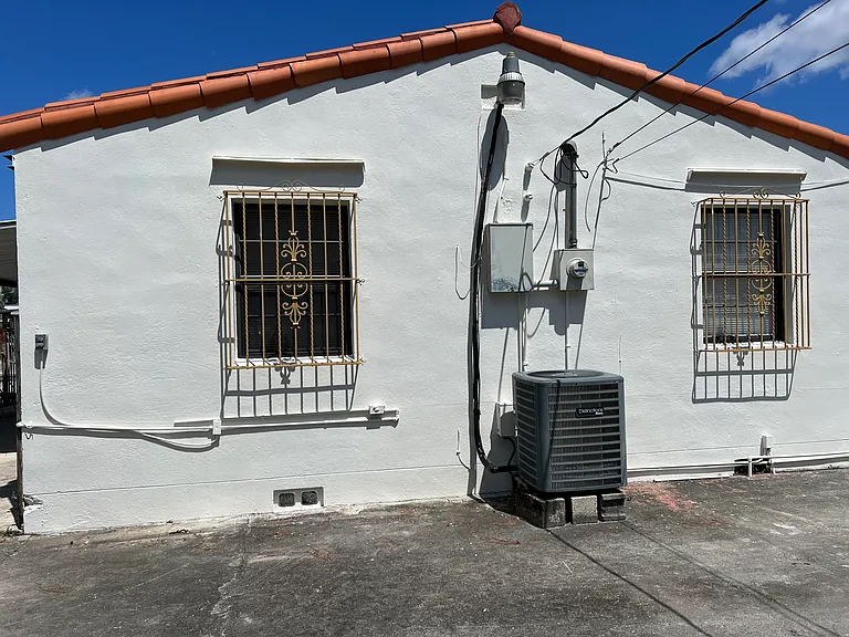 836 Codadad St — Photo 4