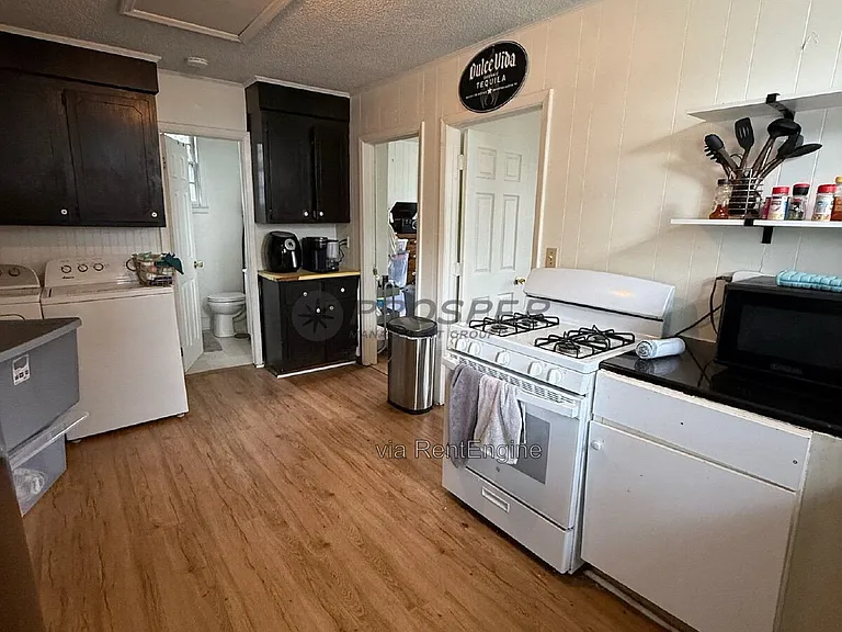 45 Drake St — Photo 7