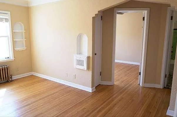 Grand Ave Apartments — Photo 19