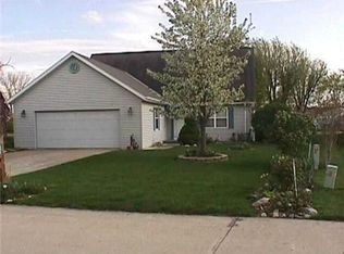142 Lago Vue Ct, Saint Marys, OH 45885