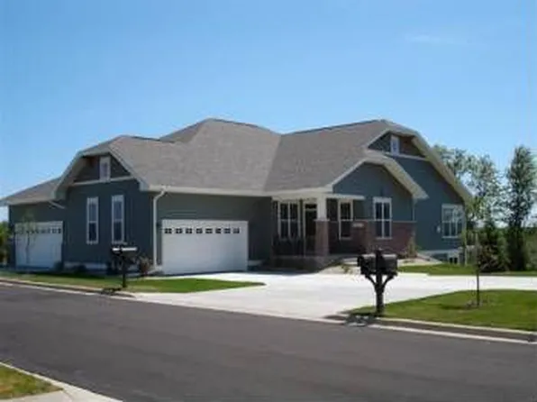 3194 Camden Ln, Sun Prairie, WI 53590