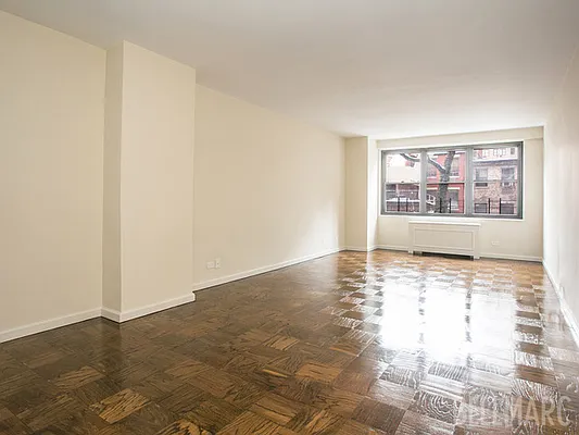 Sold by Bellmarc Realty | media 9