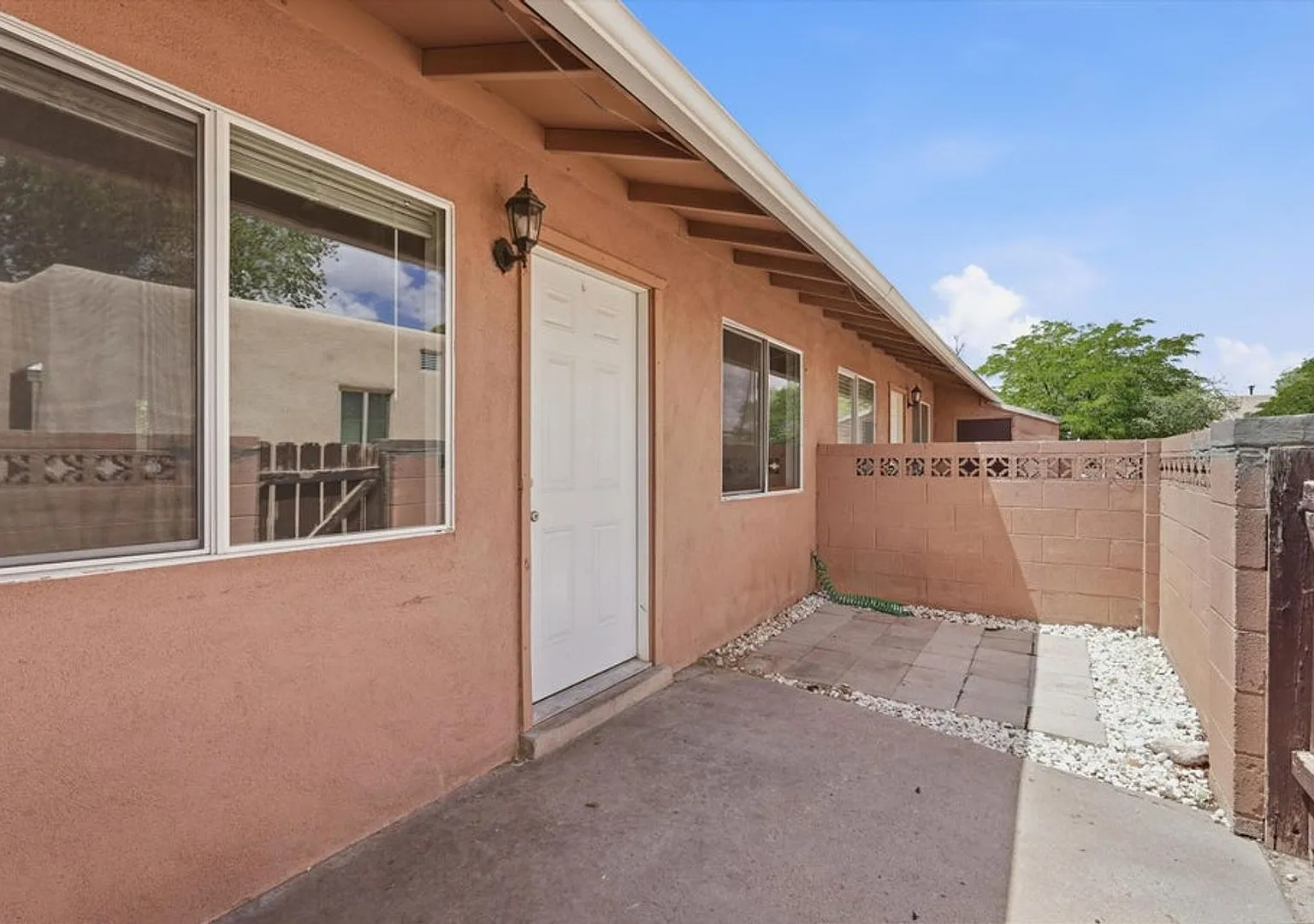 304 Vassar Dr SE — Photo 3