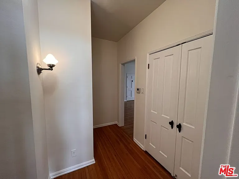 1248 S La Jolla Ave — Photo 19