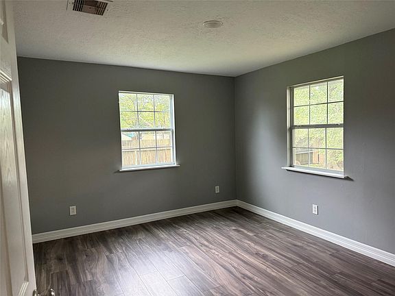 3rd image of 4308 6th St