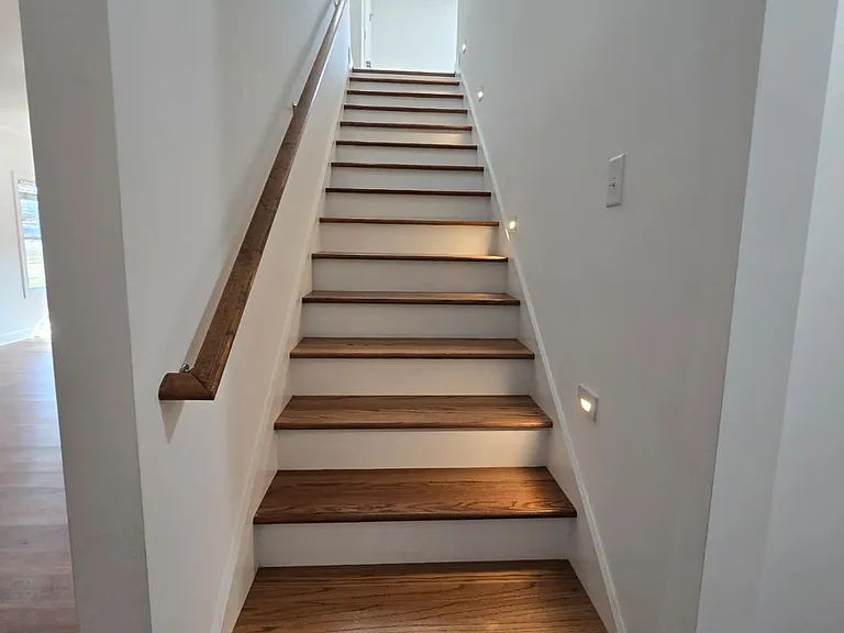 109 Lynn Ave — Photo 10