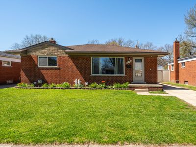 29525 Milton Ave, Madison Heights, MI, 48071