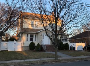 97 Florence Pl, Elmwood Park, NJ 07407