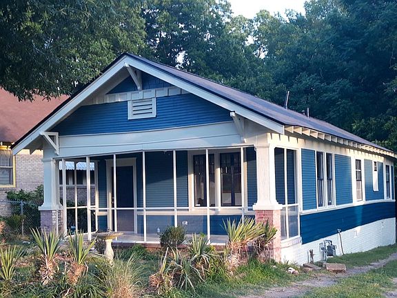 House 2019 before porch screened.