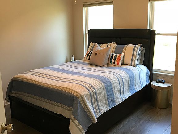 4th image of 70089 S 337th Pl