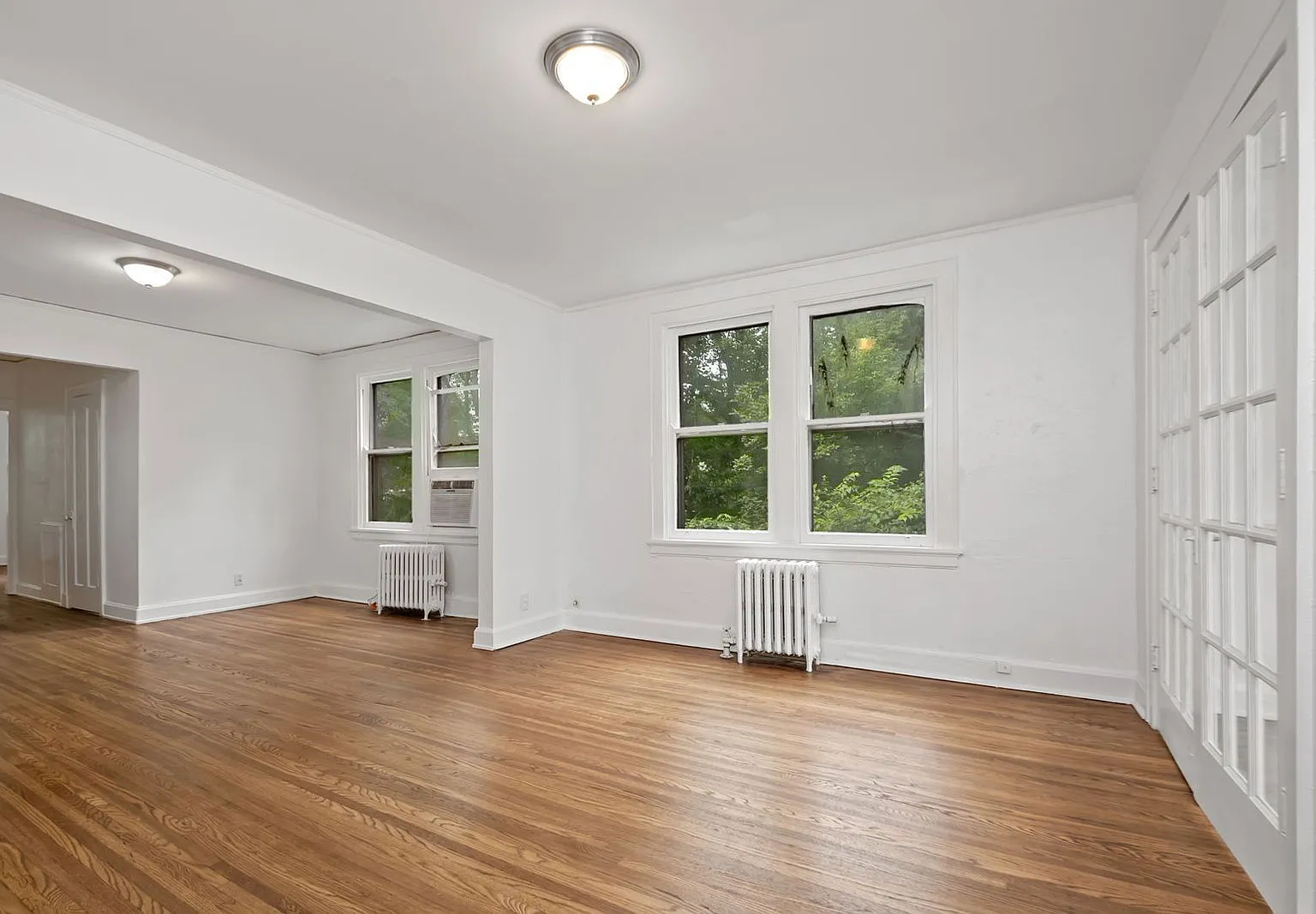 1 bed, 1.0 bath, 780 sqft, $1,225 — Photo 2