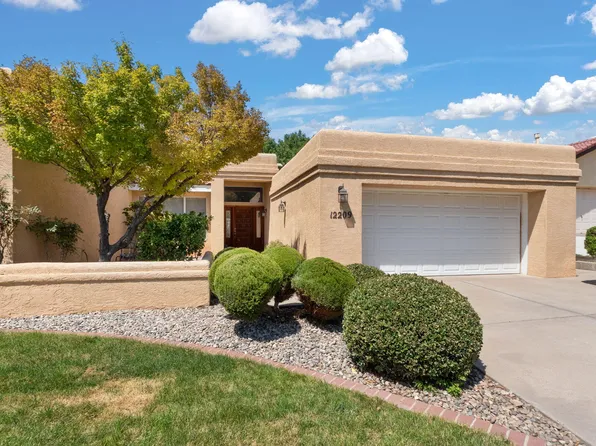 12209 Papaya Ct NE, Albuquerque, NM 87111