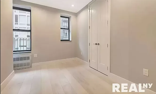 Rented by REAL New York | media 7