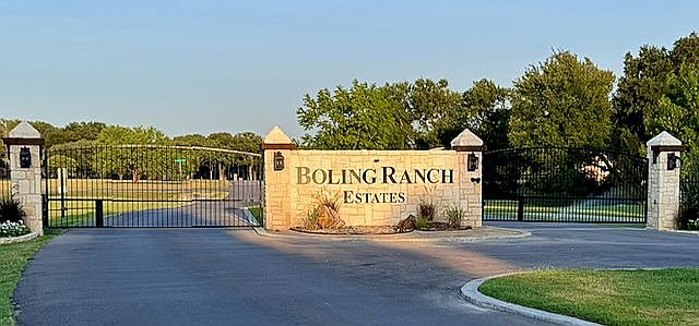 1st image of 718 Boling Ranch Rd