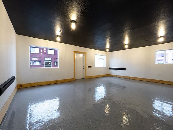 4th image of 6311 McKinley Ave