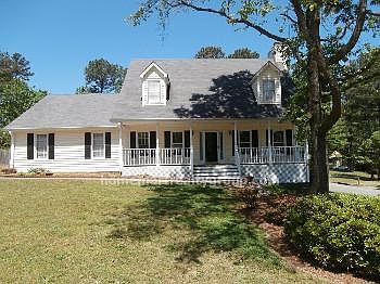1st image of 475 Wayside Dr