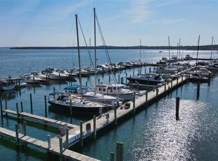 202 Ferry Ave #209, Charlevoix, MI 49720