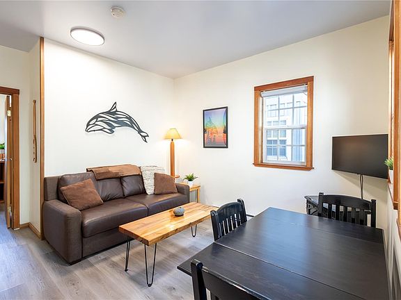 3rd image of 1002 Peninsula Rd #3