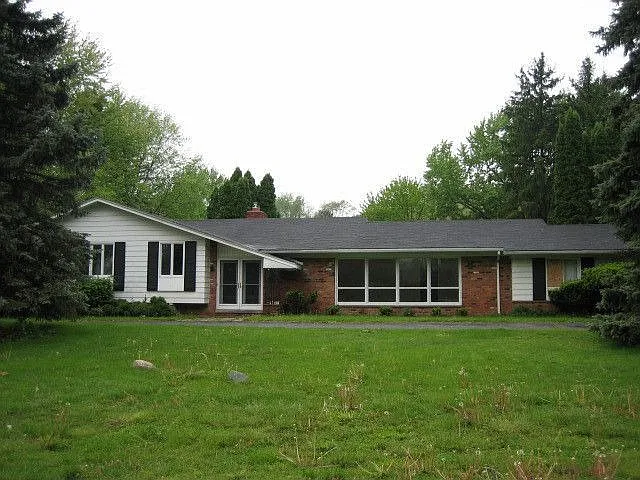 28725 E Kalong Cir photo 1