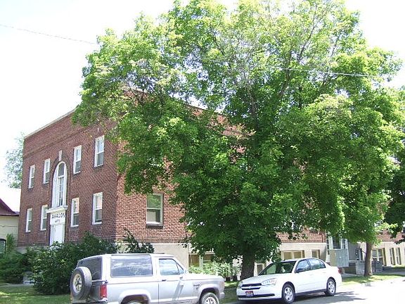 2nd image of 525 Walnut St APT 15