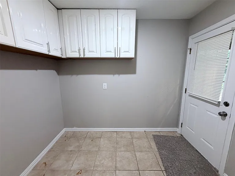 20064 Mercedell Dr — Photo 12