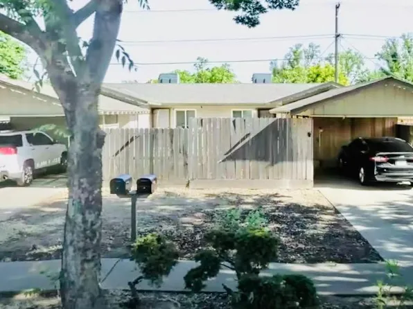 2047-2045 Celeste Dr, Modesto, CA 95355