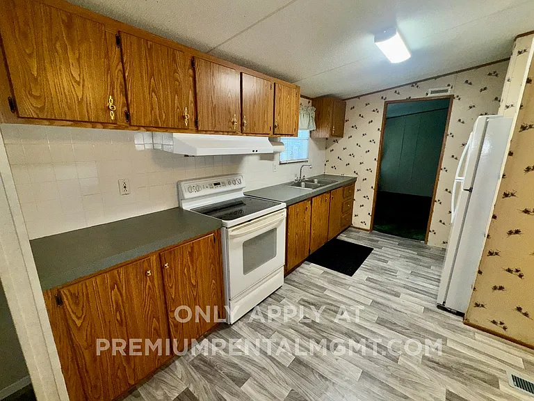 641 Bayou Dr — Photo 14