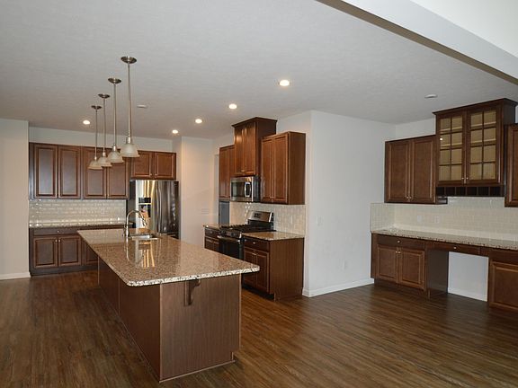 3rd image of 4599 Pebble Creek Ct