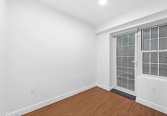 3rd image of 111 E 38th St #1C