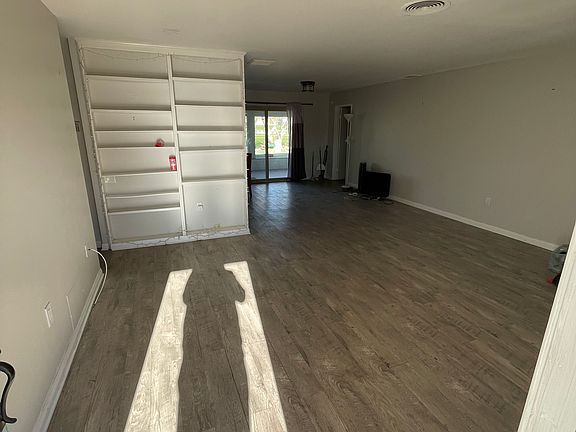 Entry to Living room