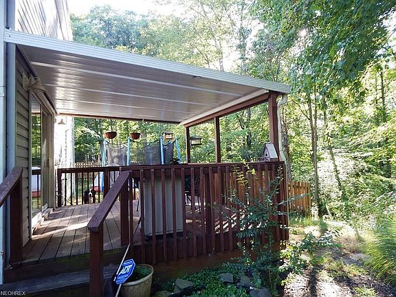 2nd image of 9161 Meadow Ln