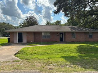 903 Dula St, Alvin, TX 77511