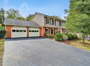 5231 Ranchcrest Dr, Roanoke, VA 24018