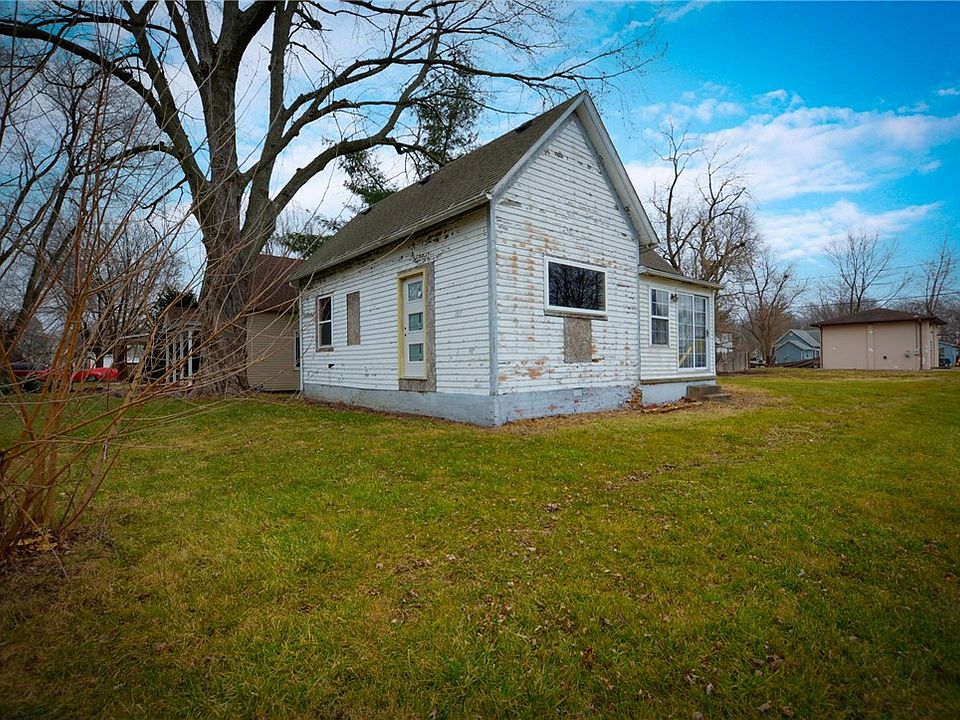 107 E North St, Niantic, IL 62551 Zillow