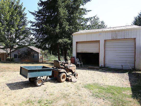 5th image of 20418 NE 89th Ave