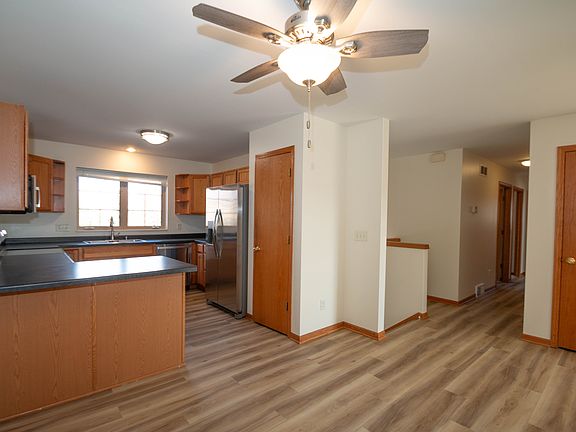 3rd image of 5369 Lismore Ln