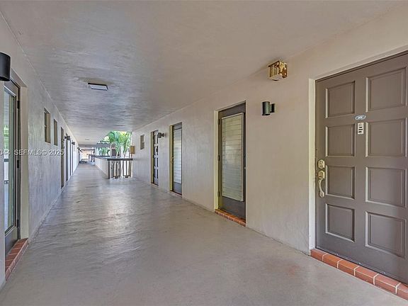 2nd image of 4900 Washington St APT 202
