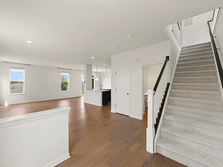 4184 Calder Ln — Photo 2