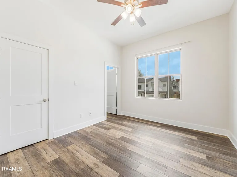 102 Oak Plains Aly — Photo 14