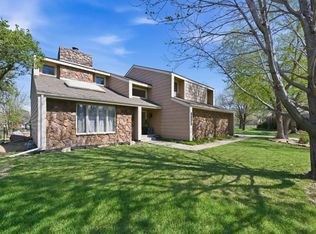2571 N Greenleaf Ct, Wichita, KS 67226