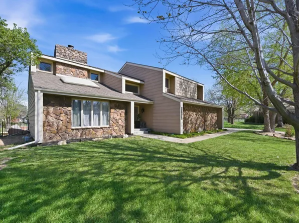 2571 N Greenleaf Ct, Wichita, KS 67226
