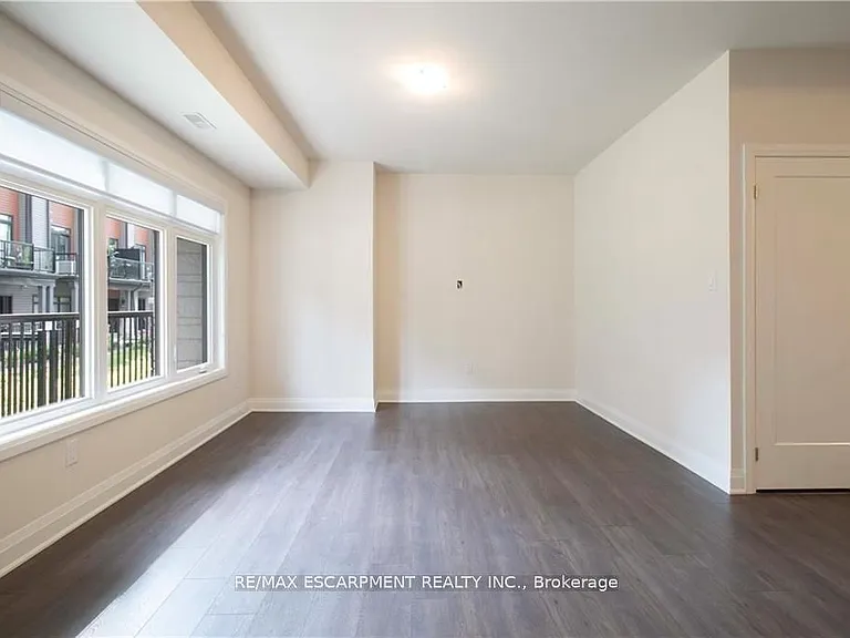 2 Willow St #44 — Photo 7