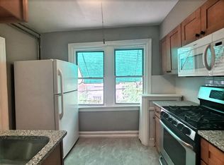 5217 Hawthorne St, Philadelphia, PA